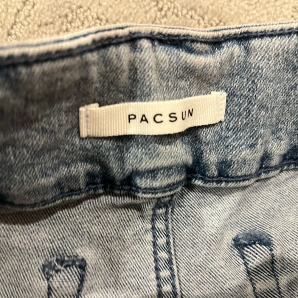 PacSun Light Wash Denim Jean Shorts - Picture 4 of 6